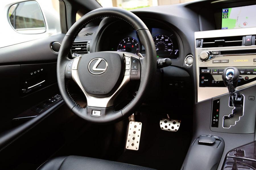 Lexus RX350 F-Sport 2013 года  (фото 28 из 94)